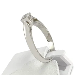 Solitaire d'occasion or 750 blanc diamant