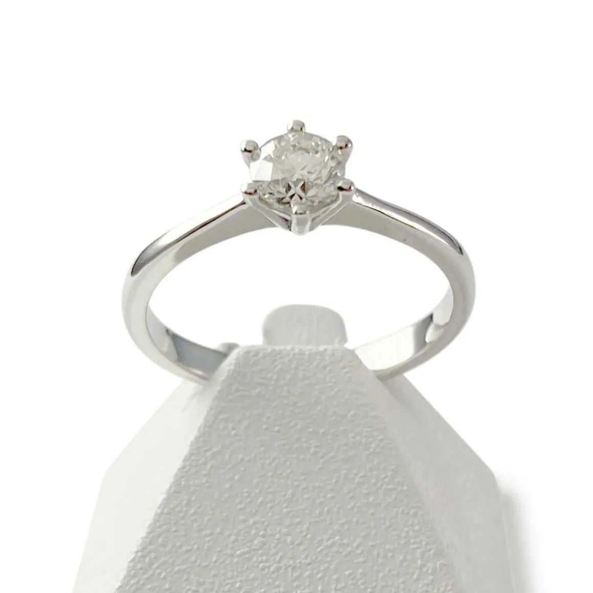 Solitaire d'occasion or 750 blanc diamant