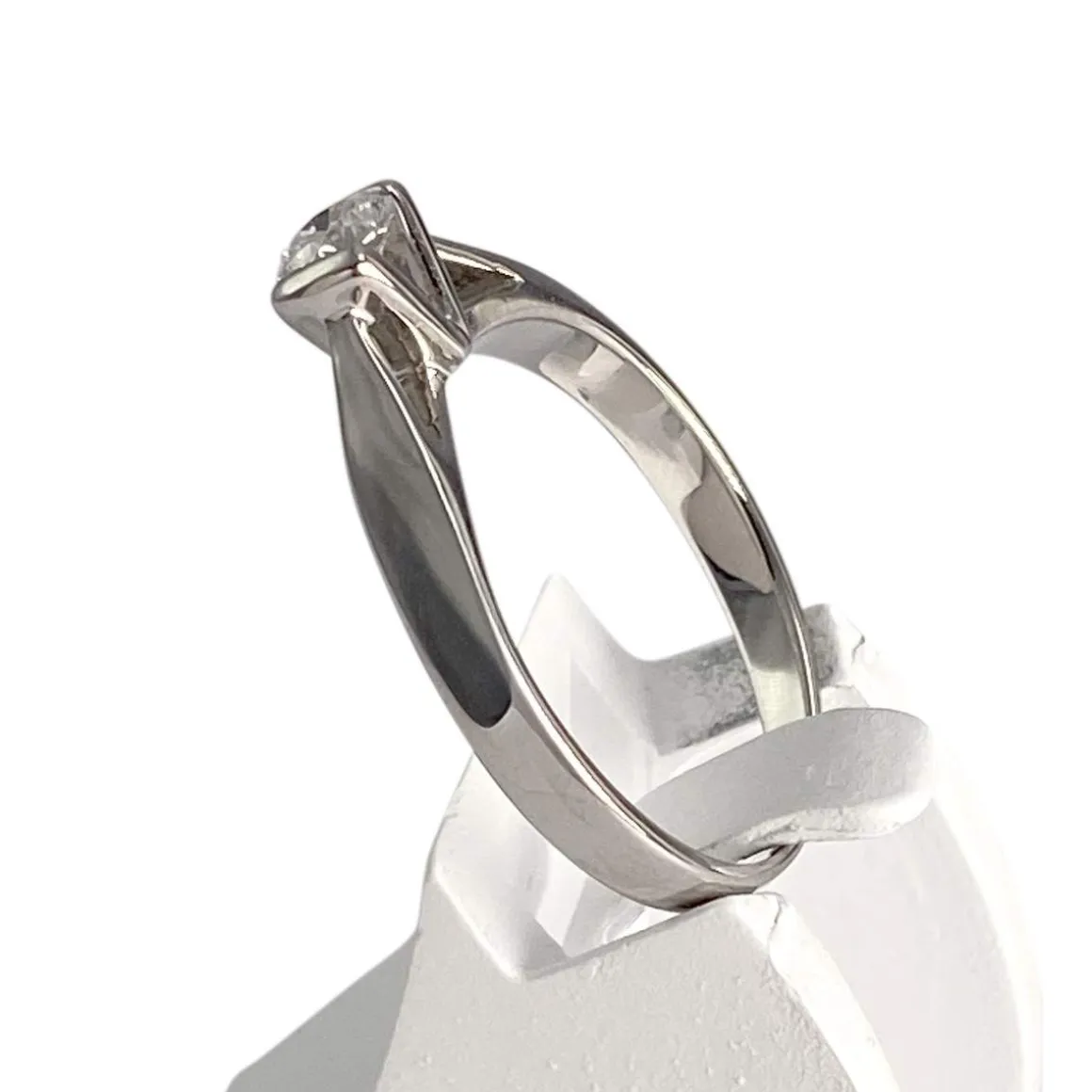 Solitaire d'occasion or 750 blanc diamant