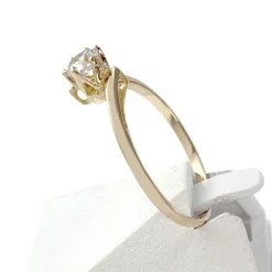 Solitaire d'occasion or 750 jaune  zirconia