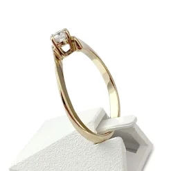 Solitaire d'occasion or 750 jaune diamant 0.25 carat