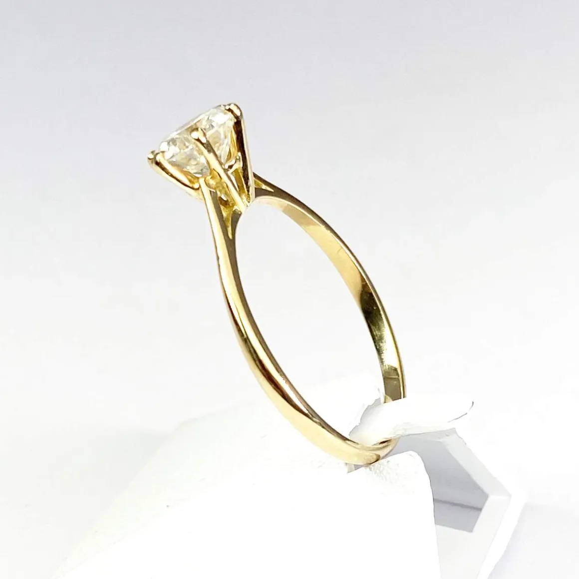 Solitaire d'occasion or 750 jaune diamant